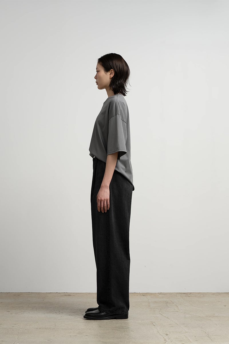 Graphpaper(グラフペーパー) Selvage Denim Two Tuck Pants -DARK FADE- セルヴィッチデニム ツータックパンツ ダークフェード GU263-40061DB